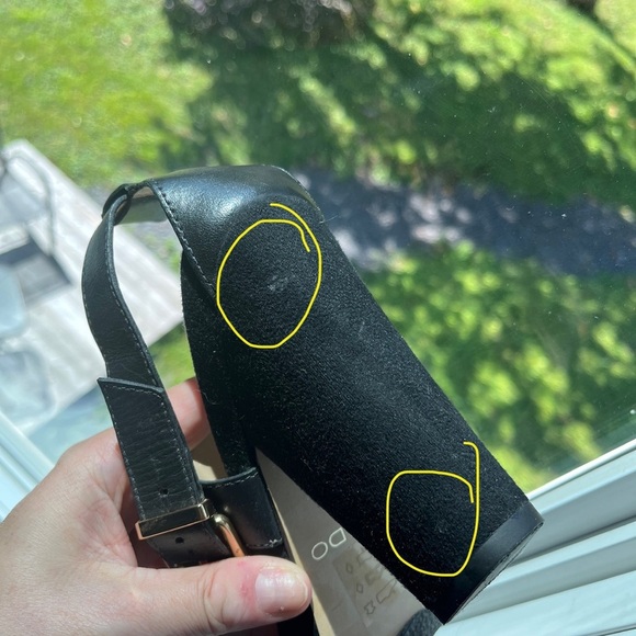 Aldo Black High-Heel Shoe. Size 7.5 - Picture 10 of 10